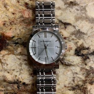 Burberry BU900 Watch